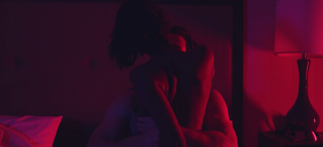 Kelah Winfield sexy – Inexistent (2023)