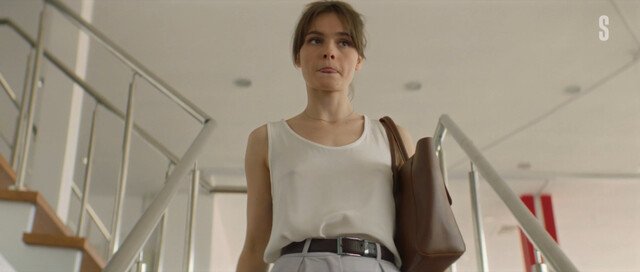 Angelina Strechina sexy – Sisters (Syostry) s02e03 (2023)