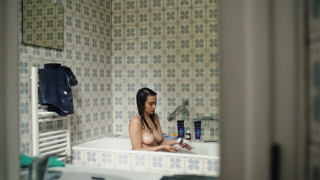 Apolonia Sokol nude – Apolonia, Apolonia (2022)