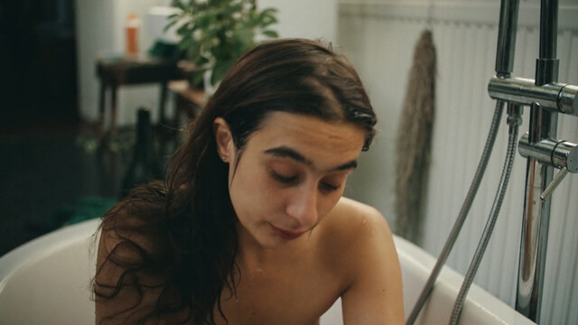 Apolonia Sokol nude – Apolonia, Apolonia (2022)