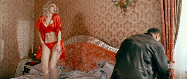 Julija Jurchenko sexy – Horse in the Coat! (Kon v palto) (2023)