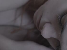 Bhreagh MacNeil sexy – Werewolf (2016)