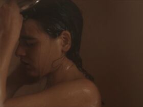 Manal Issa sexy – The Sea Ahead (Albahr 'amamakum) (2021)