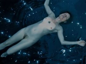 Gabrielle Lopes nude – O Espaço Infinito (2023)