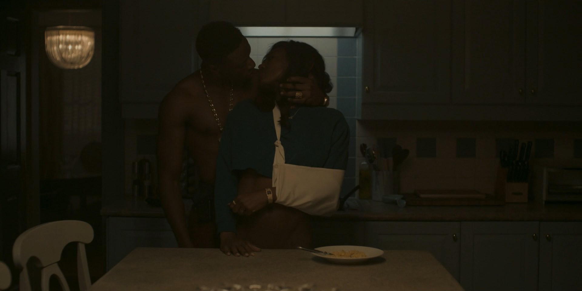 Patina Miller sexy – Power Book III Raising Kanan s03e01-02 (2023)