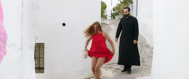 Estefania de los Santos nude – ¡Ay, mi madre! (2019)