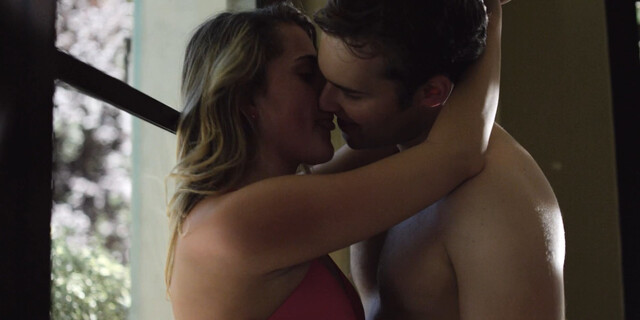 Anne Winters sexy – 13 Reasons Why s02e04e07e10 (2018)