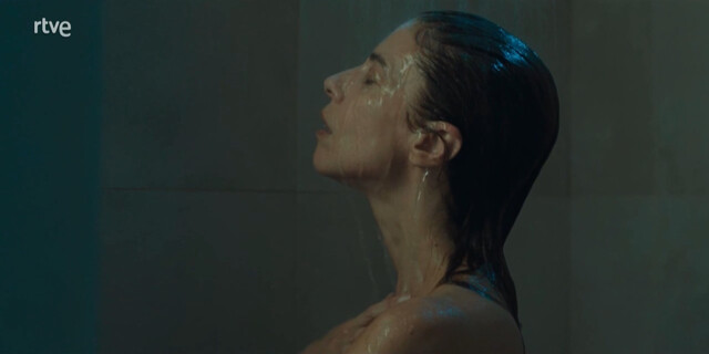 Maribel Verdú nude – Ana Tramel. El juego s01e01-05 (2021)