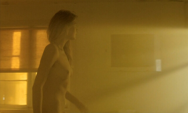 Trine Dyrholm nude – Springflod (Spring Tide) (1990)