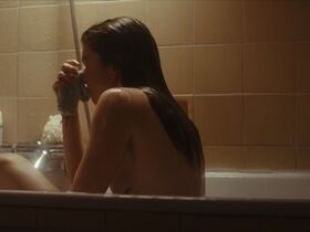 Charlotte De Bruyne nude – Juliet s01e01 (2023)