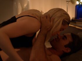 Carolina Bang sexy – Dorien s01 (2017-2018)