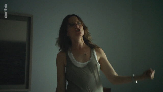 Anne Ratte-Polle sexy – Mein Falke (2023)