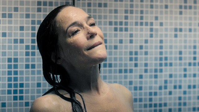 Julia Stemberger nude – M - Eine Stadt sucht einen Morder s01e03 (2019)