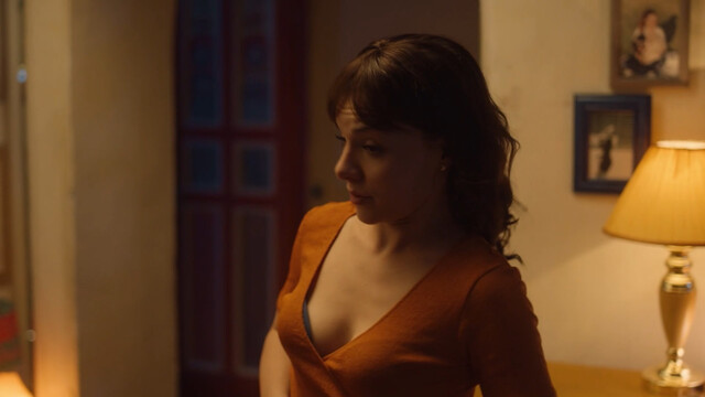 Anna Glaube sexy – Politeh s01e11 (2023)