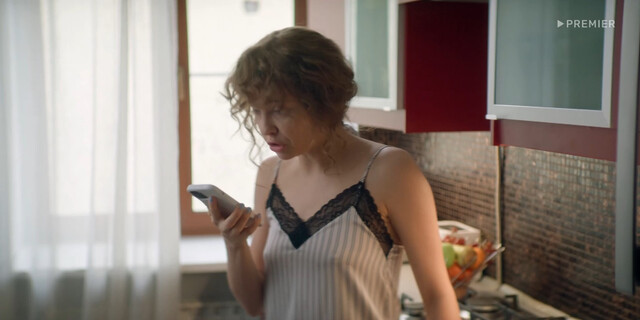 Yuliya Khlynina sexy – Sosedka s01e03-05 (2023)