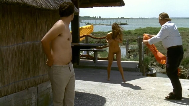 Ina-Alice Kopp nude – Oben ohne s02e03-04 (2007)