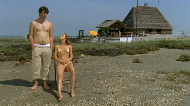 Ina-Alice Kopp nude – Oben ohne s02e03-04 (2007)