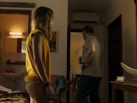 Anna Castillo sexy – Adu (2020)