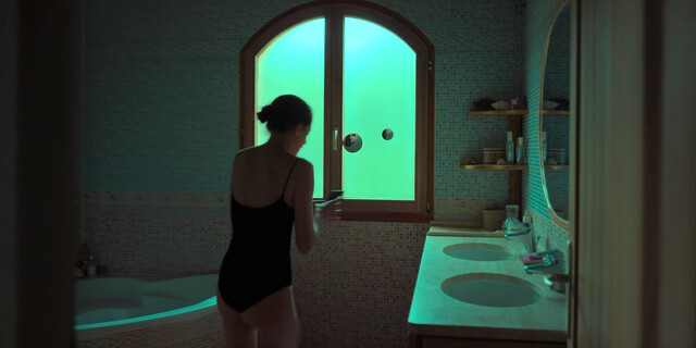 Macarena Gómez sexy – Y todos arderán (2021)