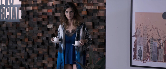 Clara Lago sexy – Crónica de una tormenta (2020)