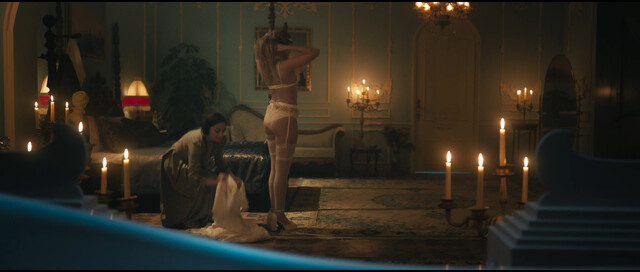 Farah Zeynep Abdullah sexy – Bihter (2023)