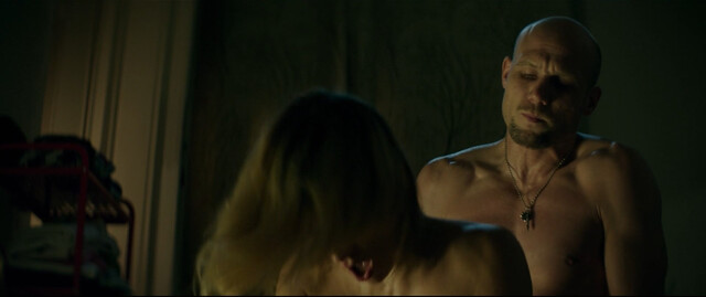 Veerle Baetens nude – D’Ardennen (2015)