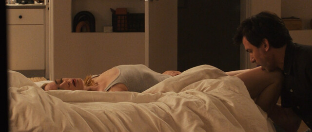 Emma Stone sexy – The Curse s01e01 (2023)