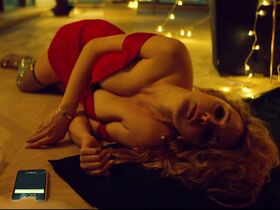 Sofya Kashtanova sexy – Koroche, plan takoy s01e07 (2023)