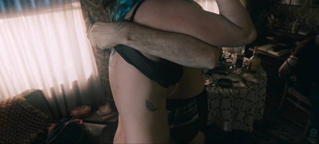 Manon Soberon nude – River (2022)