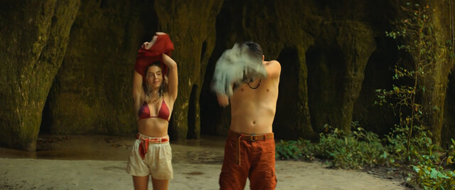 Giovanna Lancellotti sexy – Rich in Love 2 (Ricos de Amor 2) (2023)