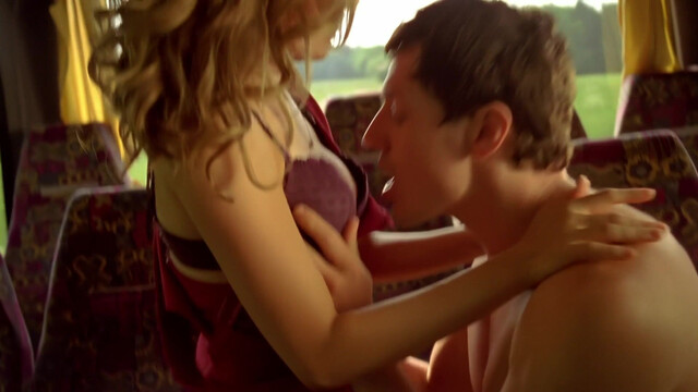 Stefanie Stappenbeck sexy - Kann denn Liebe Sünde sein? (2011) #2