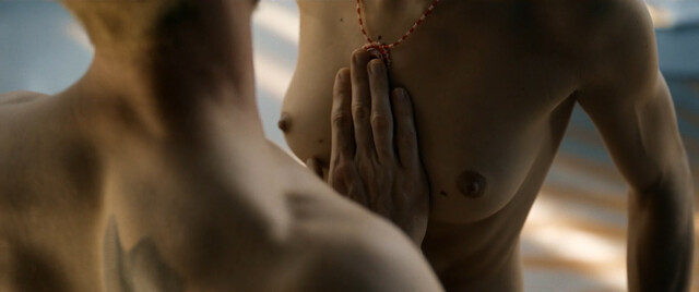Marie-Louise Ottesen nude, Hedda Stiernstedt sexy, Sofie Torp sexy – Boundless (Den grænseløse) (2024)
