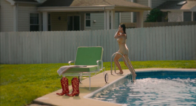 Margaret Qualley sexy, Geraldine Viswanathan sexy, Savanna Ziegler nude, etc – Drive-Away Dolls (2024)
