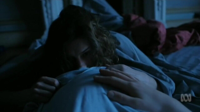 Sarah Snook sexy - The Beautiful Lie s01e01-04 (2015)