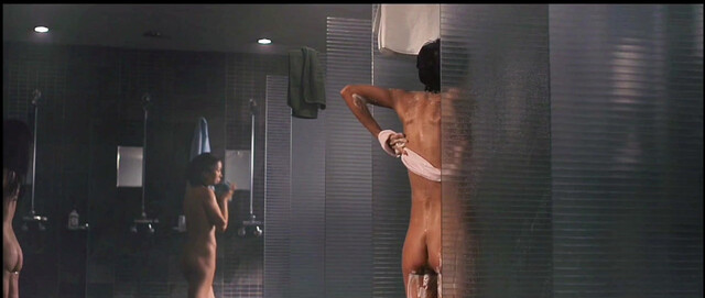 Shin Eun-kyung nude, Shim Yi-young nude - Love, in between (2010)