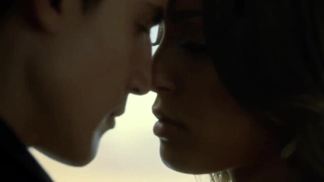 Hiba Abouk nude - El Principe s01e03, e04, e12  (2014)