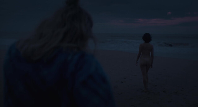 Daphné Patakia nude, Nadia Tereszkiewicz sexy - Belladone (2025)