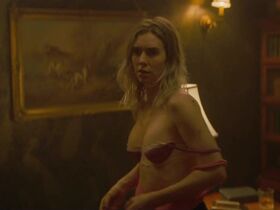 Vanessa Kirby sexy, Julia Fox sexy - Night Always Comes (2025)