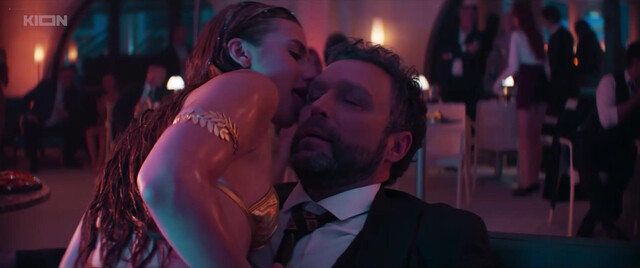 Yana Anosova nude, Emiliya Chunosova nude, Lolita Taborko nude, etc - Zhizn po vyzovu (2025)