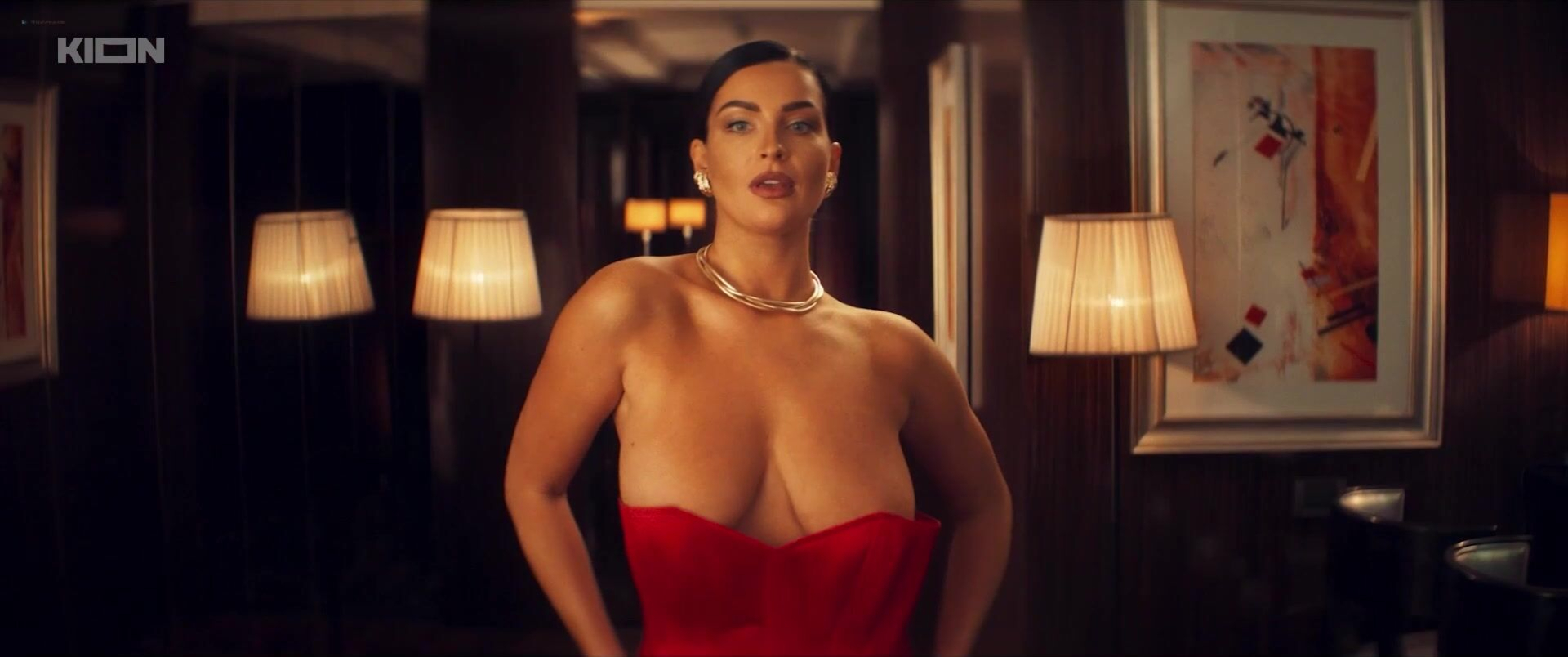 Erotik baliq Anya Stolyarova Samara ayol