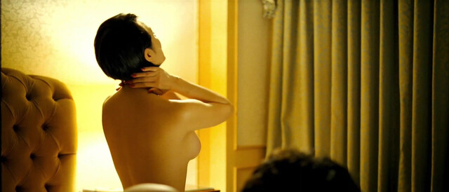 Kim Hye-soo nude - Tazza (2006)