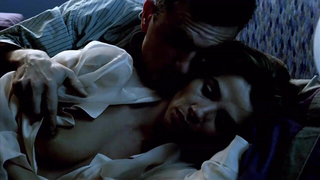 Victoria Abril nude - Intruso (1993) HD