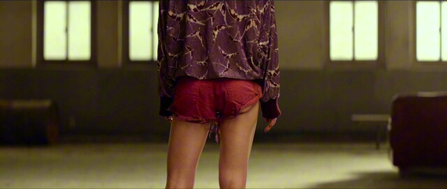 Choi Yu-hwa nude, Lim Ji-yeon sexy - Tazza: One Eyed Jack (2019)