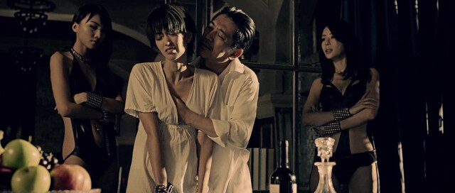 Jessica Cambensy nude, Candy Yuen sexy, Millie Wang sexy - Zombie Fight Club (2014)