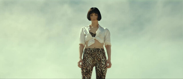 Margaret Qualley nude, Aubrey Plaza nude, Lera Abova nude, Grace Lord nude, Layne Lazor nude - Honey Don't! (2025)