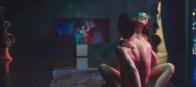 Choi Jin-ri (Sulli) nude,  Han Ji-eun nude, etc - Real (2017)