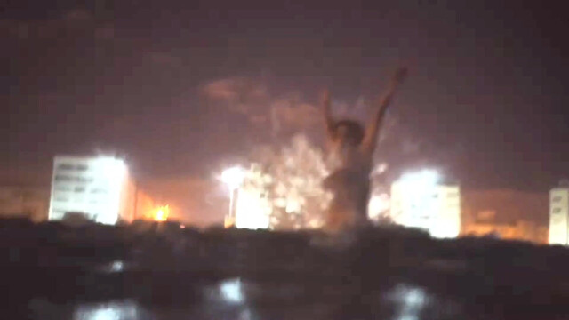 Alba Baptista nude, Maria Leite nude - Flutuar (2019)