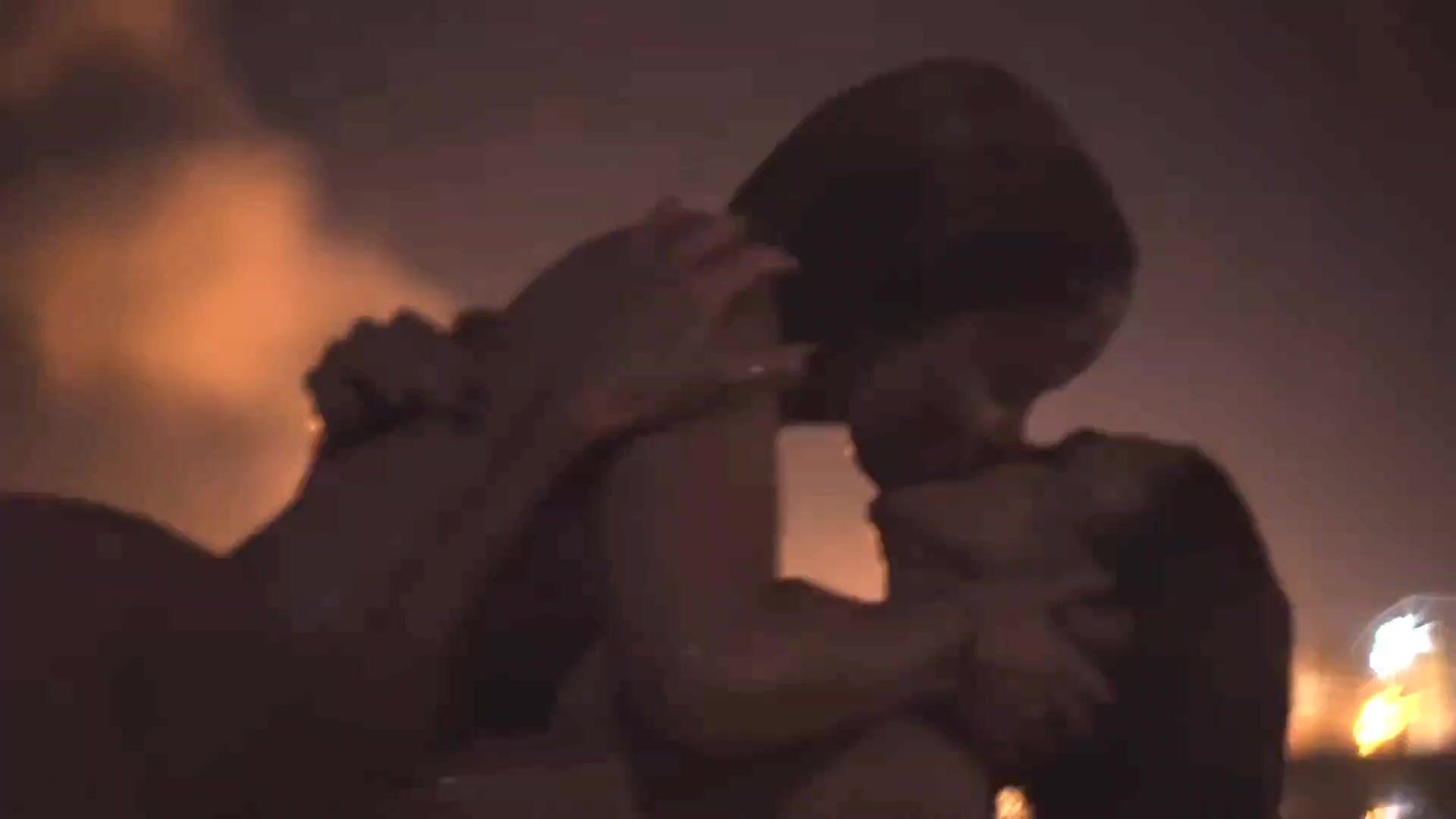 Alba Baptista nude, Maria Leite nude - Flutuar (2019)