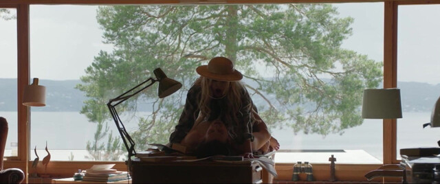 Elli Rhiannon Muller Osborne - Requiem for Selina s01 (2025)