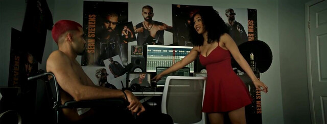 Asia Holiday sexy - The Follower (2025)